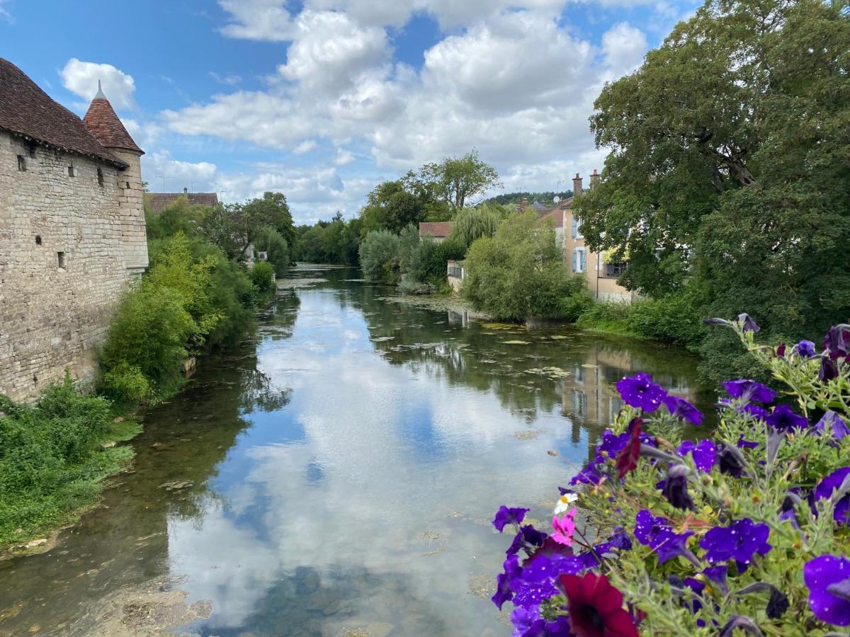 Le Cristallin Gite Plein Coeur De Chablis Apartman Kültér fotó